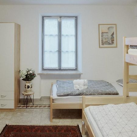 Apartments Pr' Stormanu Kanal Ngoại thất bức ảnh