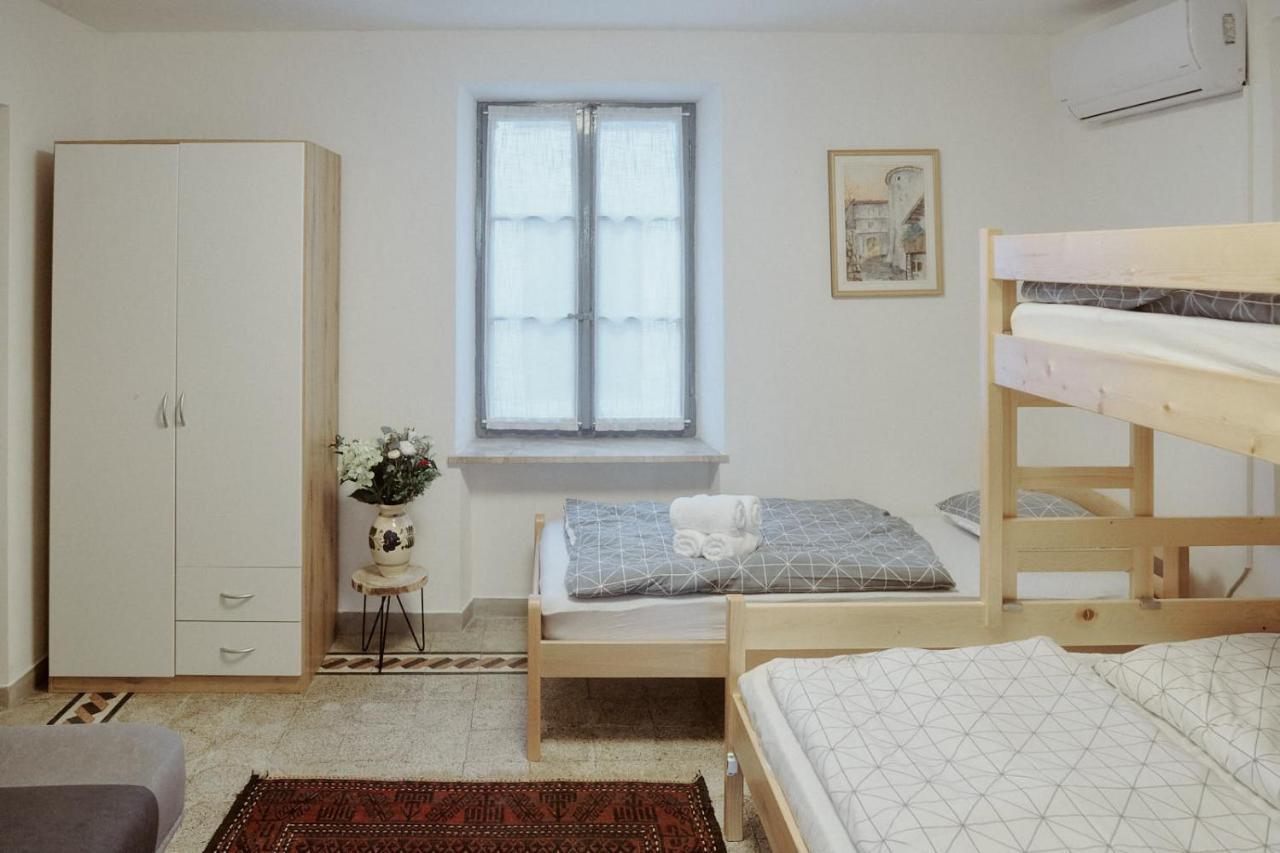 Apartments Pr' Stormanu Kanal Ngoại thất bức ảnh